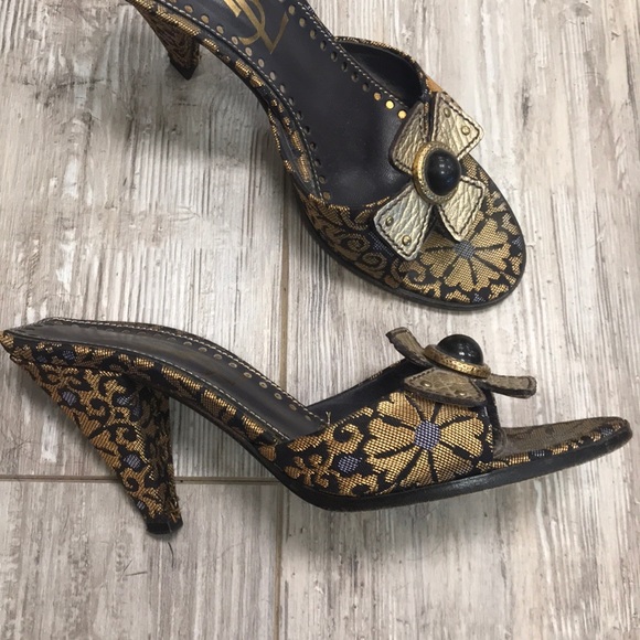 Yves Saint Laurent sandals 6.5 - Picture 2 of 5